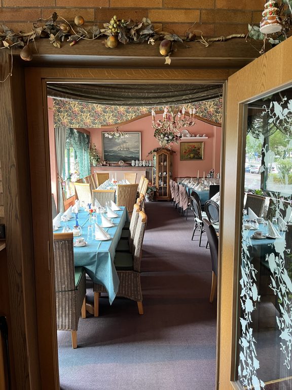 Der gemütliche Gastraum im Café Heide
